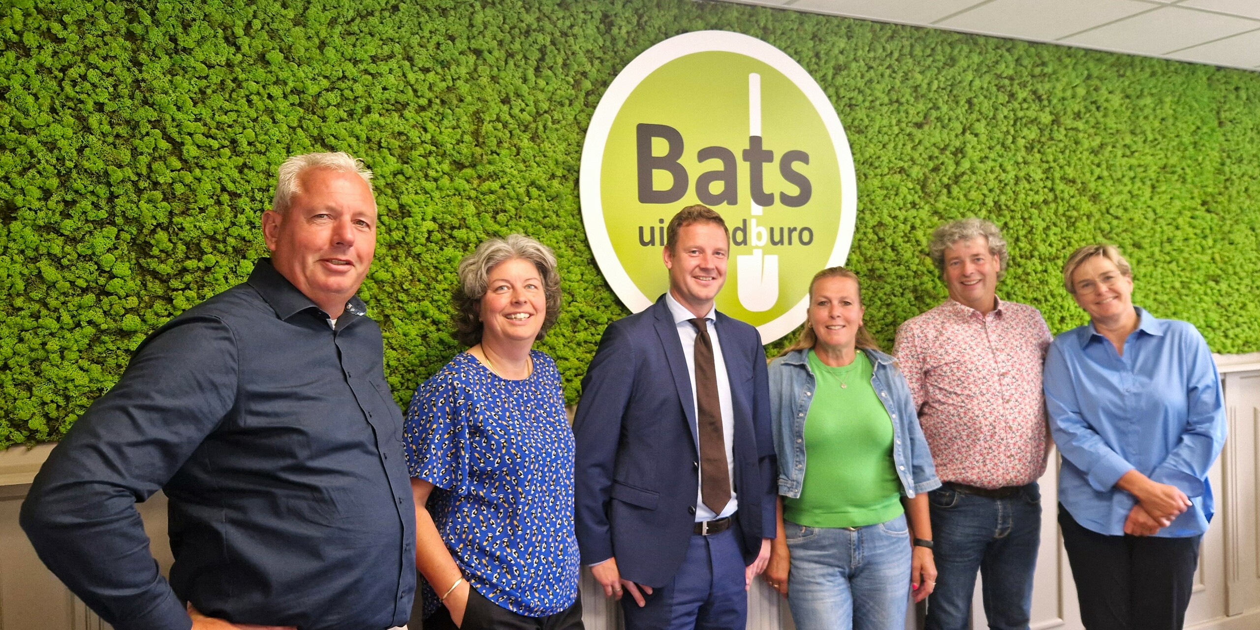 College bezoekt diep gewortelde Bats Uitzendburo - 6